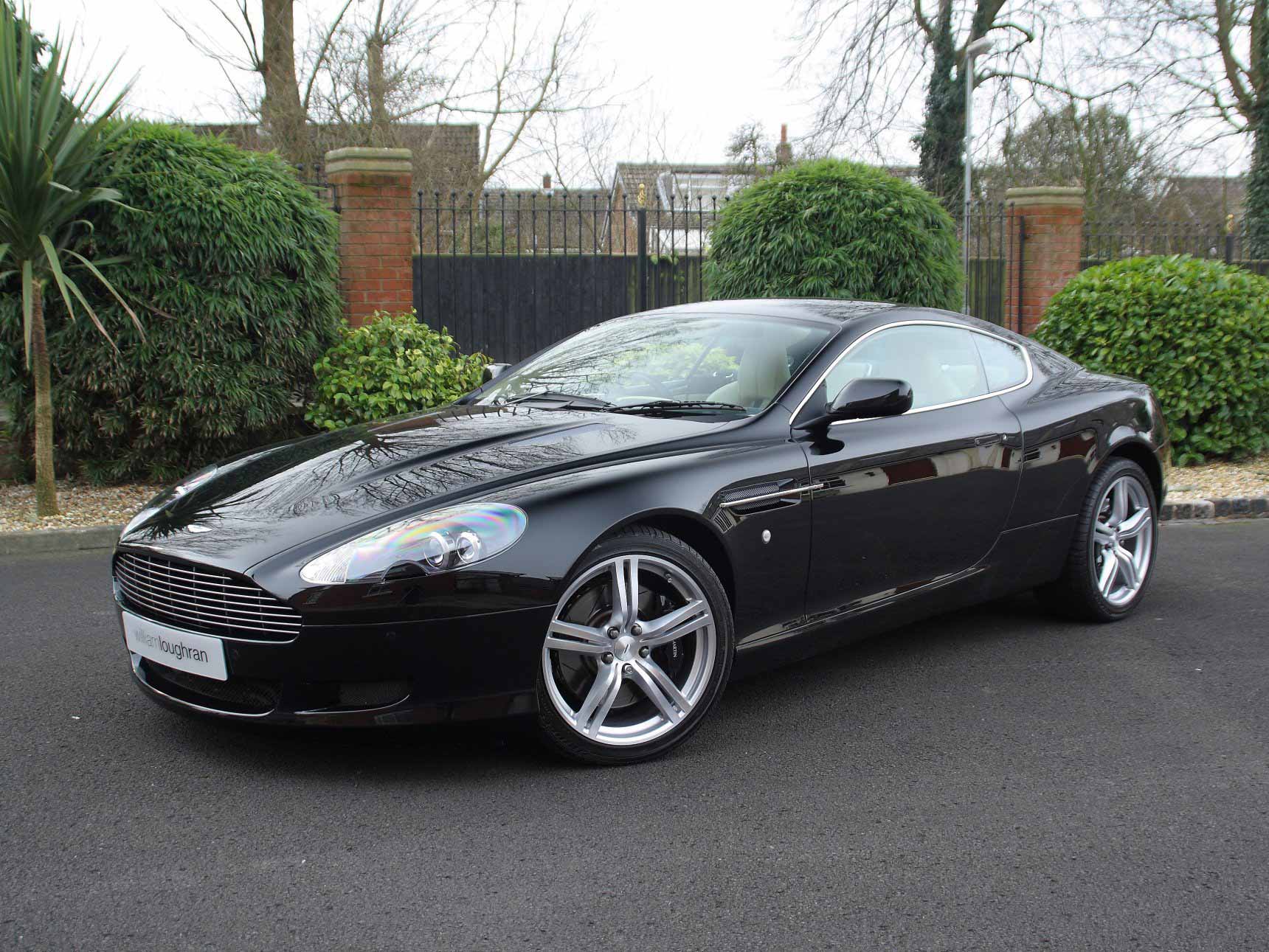 Aston Martin DB9 with Sports Pack