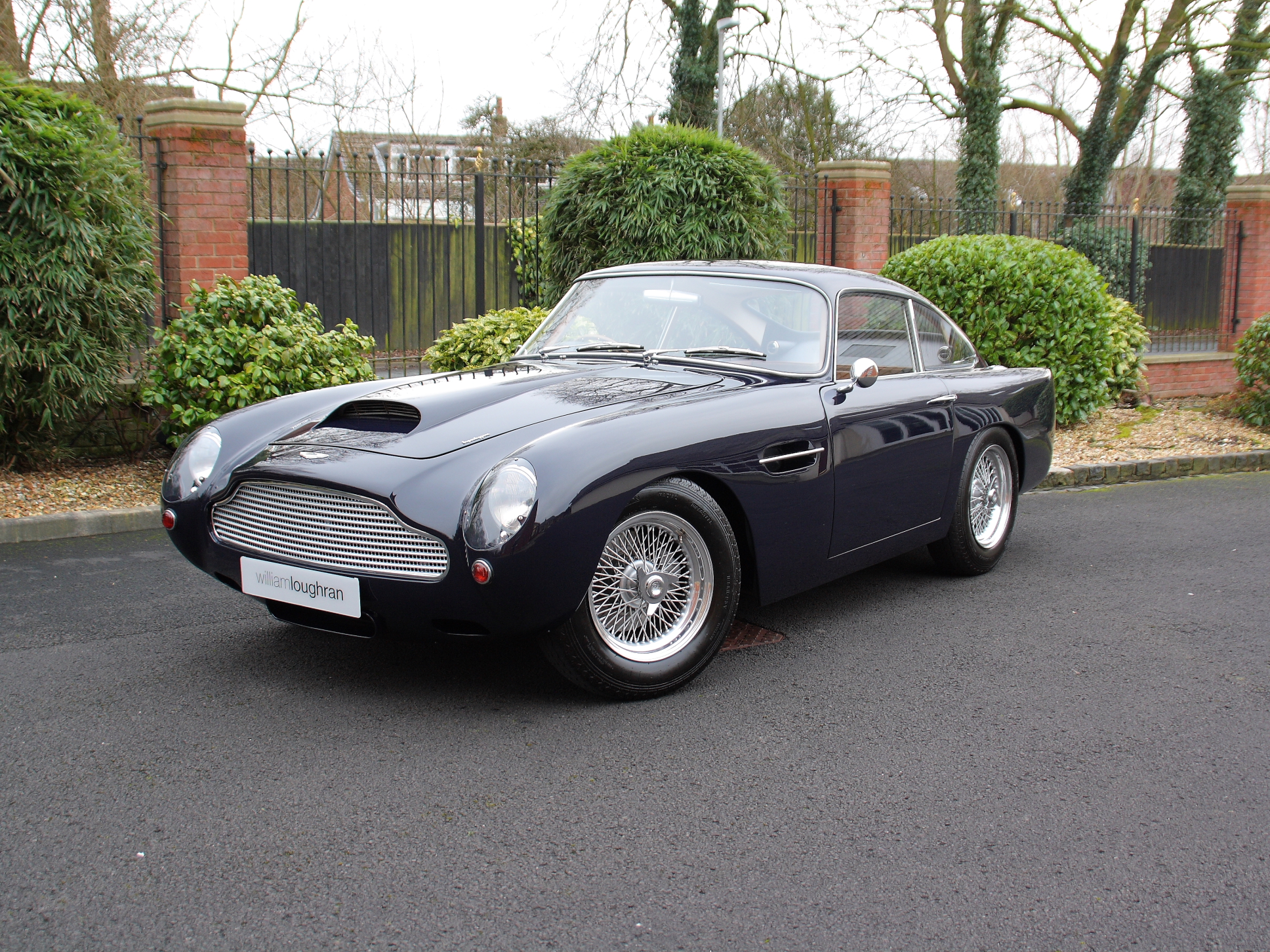 Aston Martin DB4 GT