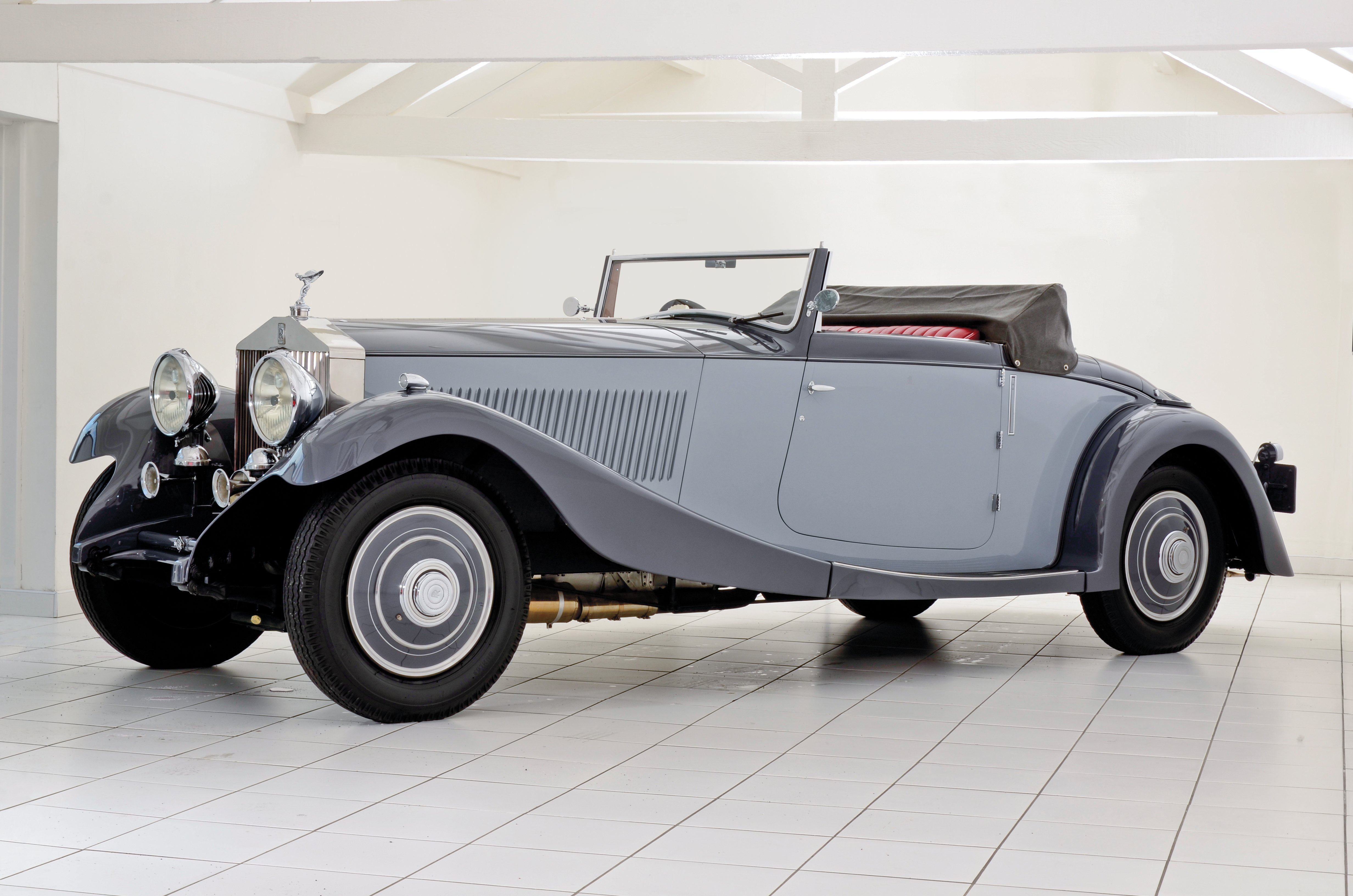 Rolls Royce Phantom II (1870)