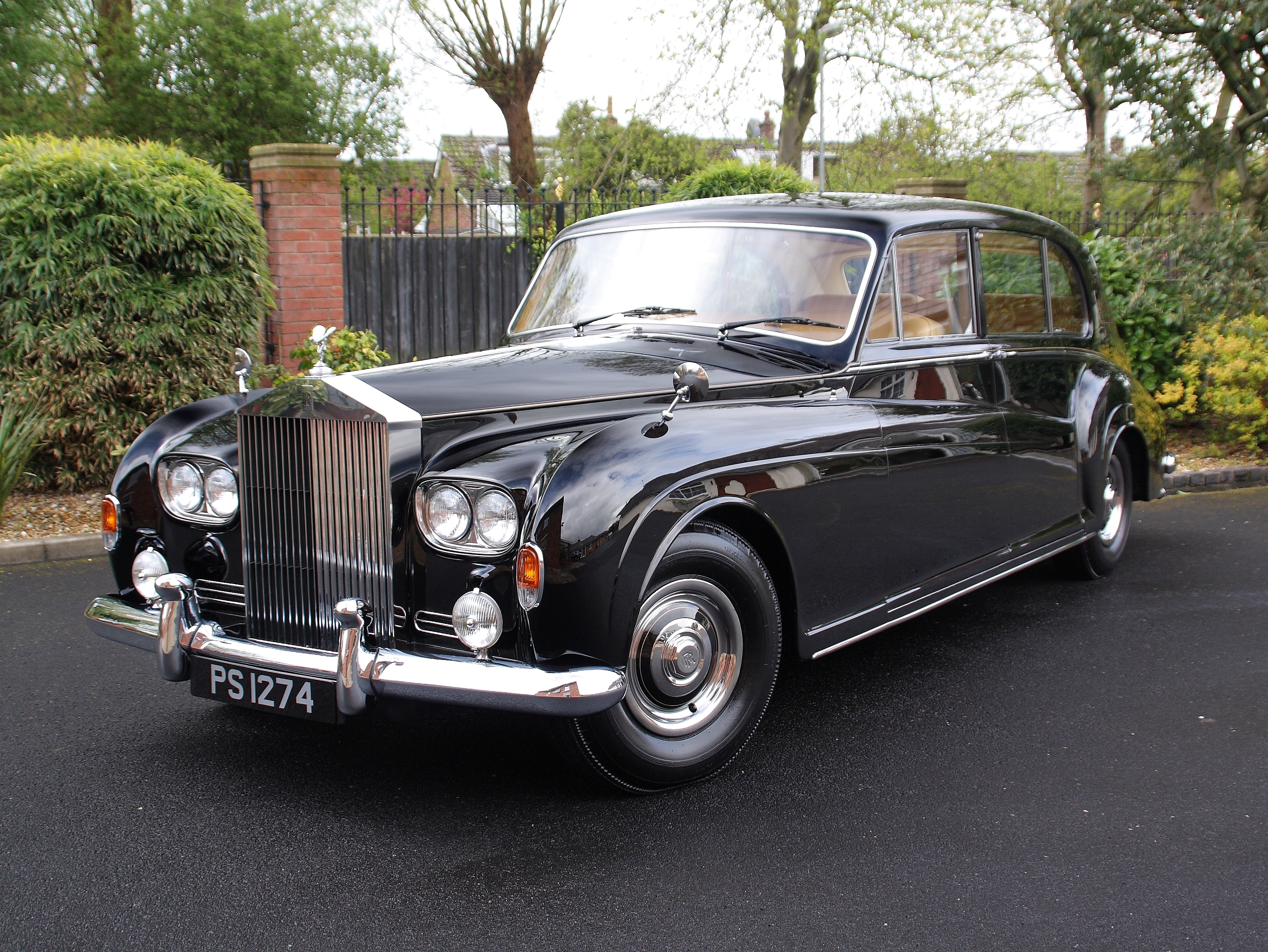Rolls Royce Phantom V (80148)