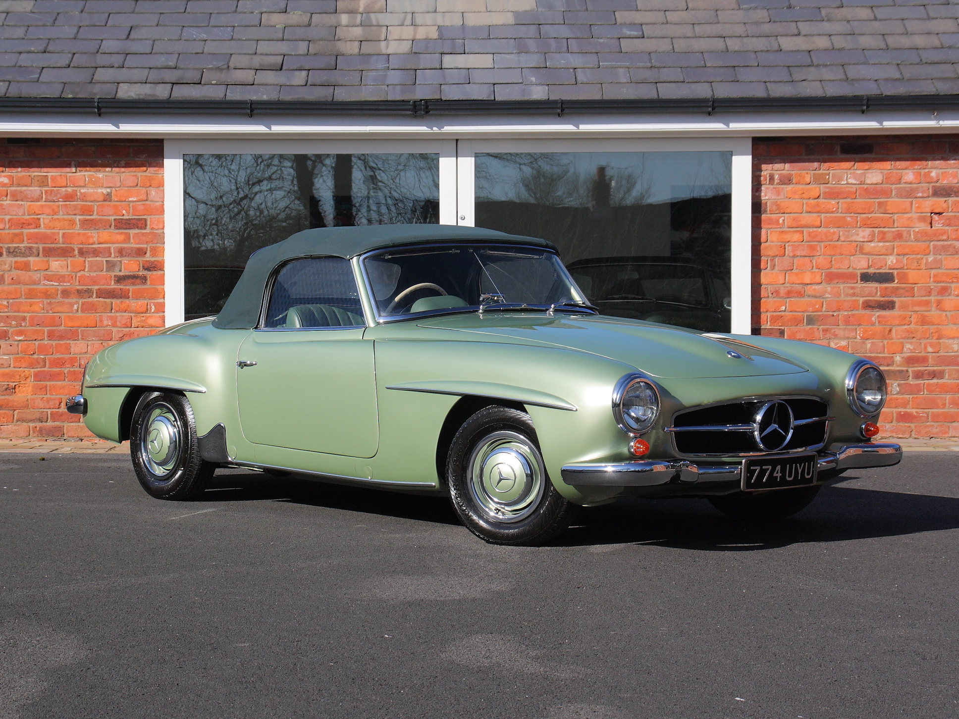 Mercedes 190SL (80201)